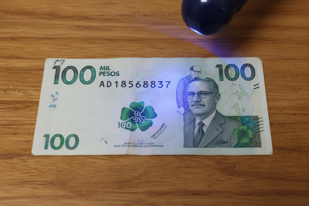 Probador de Billetes Electrico 2 en 1 UV-MG | CD 053088