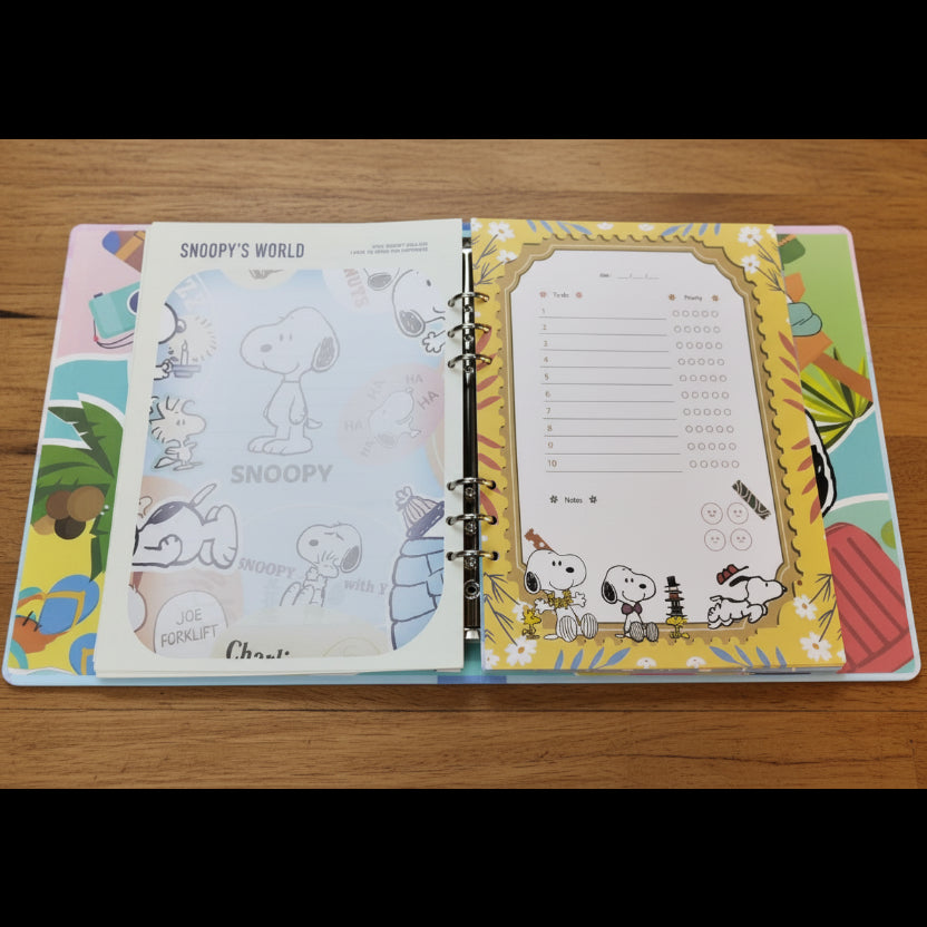 Folder estampado Snoopy |